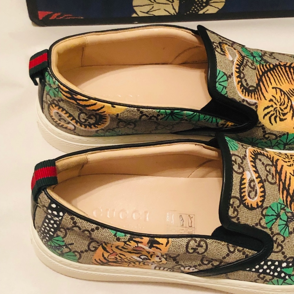 GUCCI BENGAL TIGER GG Supreme Slip On Sneakers - Picture 2 of 7
